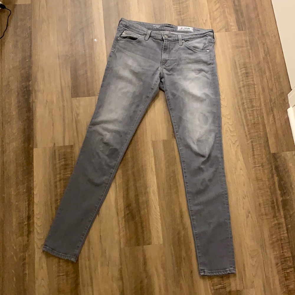 AG Gray Low Rise Skinny Jeans size 29
